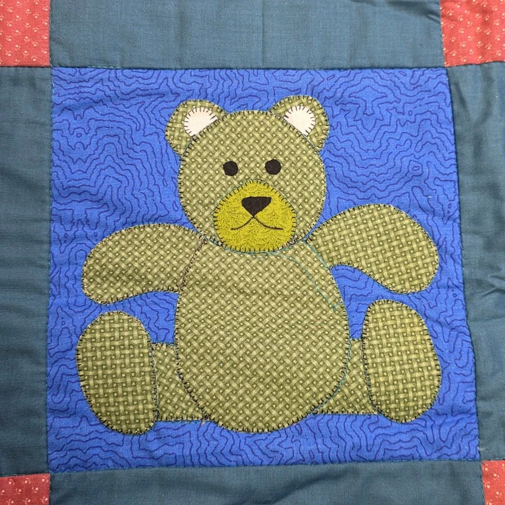 Handmade Teddy Bear Patchwork Quilt Wall Hanging Blue Teal Red Brown‎ Nursery